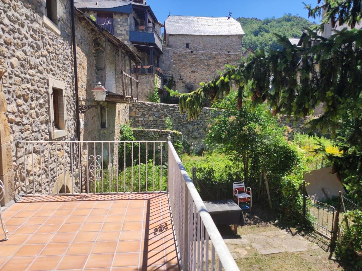Antigua Casa Chato - Tucasaenlospirineos El Pueyo de Jaca Bagian luar foto